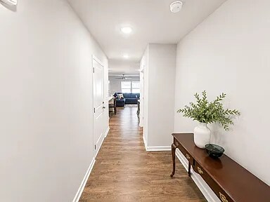 Foto del edificio - 227 Stonyway Ln