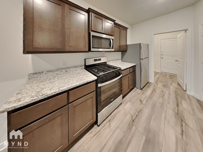 Building Photo - 200 Tidwell Dr