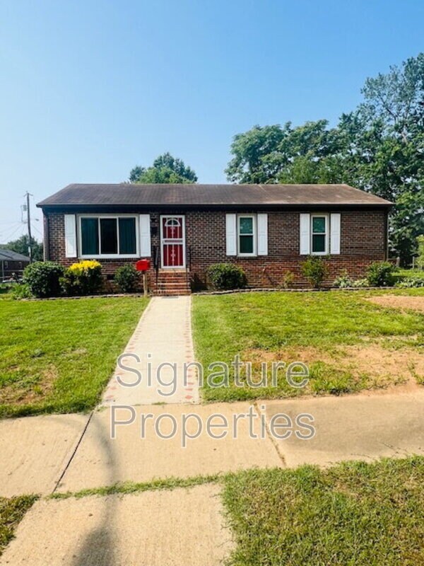 Foto del edificio - 1805 Maplewood Ave
