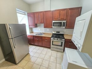 Building Photo - 2018 McCulloh St