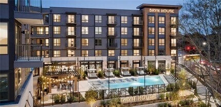 Building Photo - 2490 N Druid Hills Rd