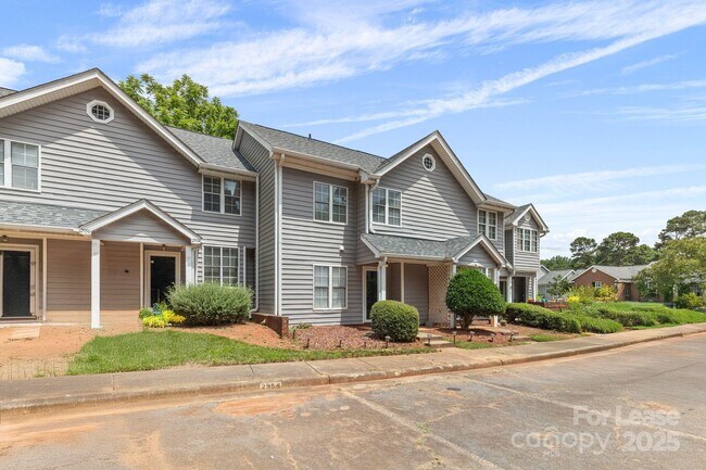 Foto del edificio - 2952 Iron Gate Ln
