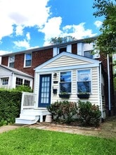 Building Photo - 5837 Edgehill Dr
