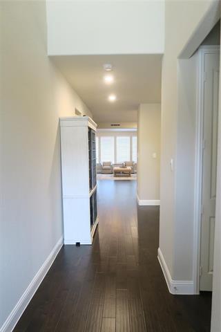 Foto del edificio - 704 Callaway Dr