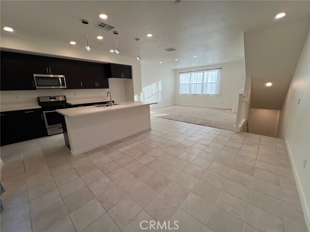 Building Photo - 11009 Skyglow Dr