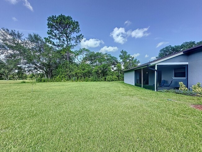 Building Photo - Single Family home in Poinciana