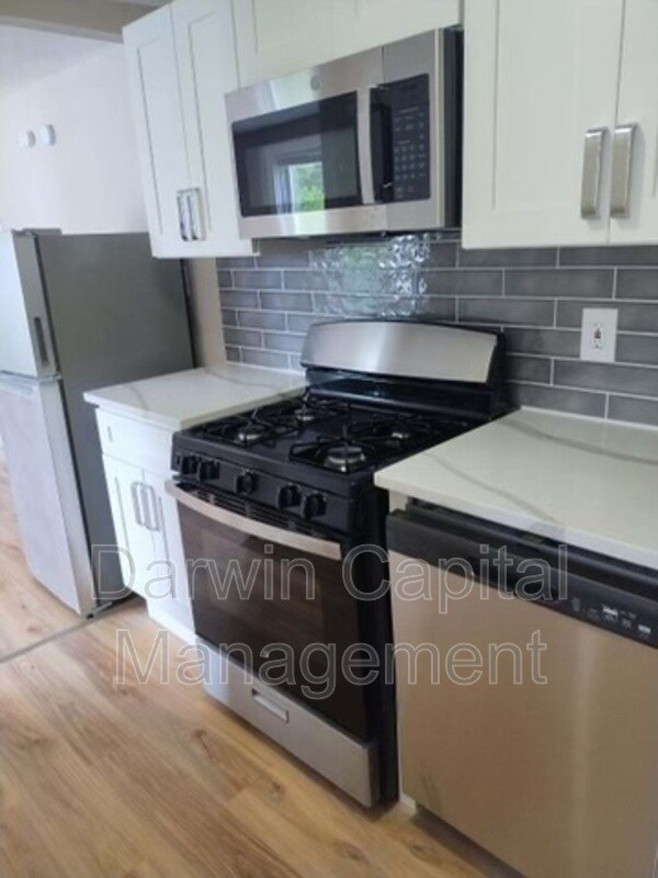 100 E Holly, Oaklyn, NJ 08107 Condo for Rent in Oaklyn, NJ