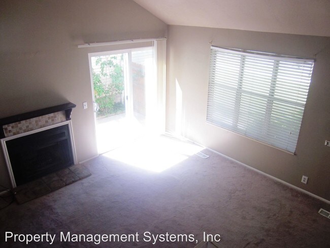 Building Photo - 3 br, 2 bath House - 4104 S. Eastern Park Ln.