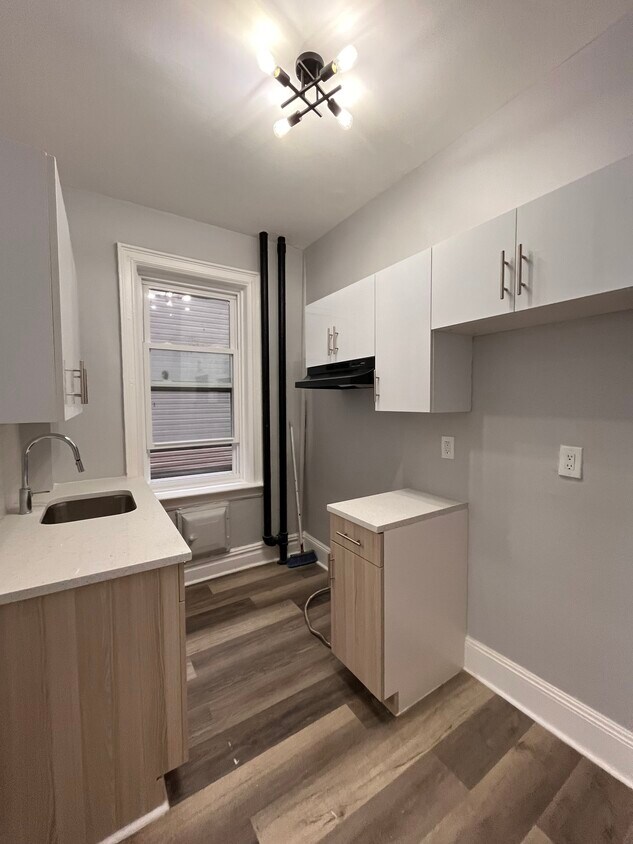 319 Summit Ave 1 - 311 Summit Ave