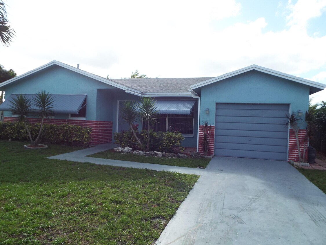 22619 SW 54th Way, Boca Raton, FL 33433 House for Rent in Boca Raton, FL
