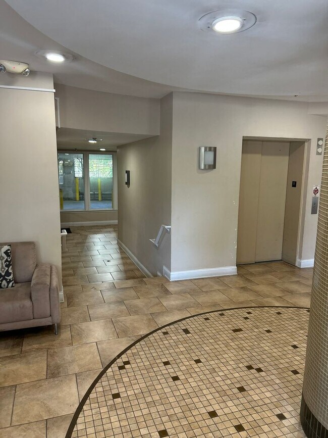 Building Photo - One of Kind-Top Floor Unit!