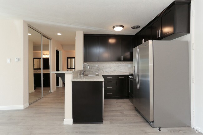 Mediterranean Village West Hollywood Apartments Ca 1 Bedroom Mediterranean Village West Hollywood