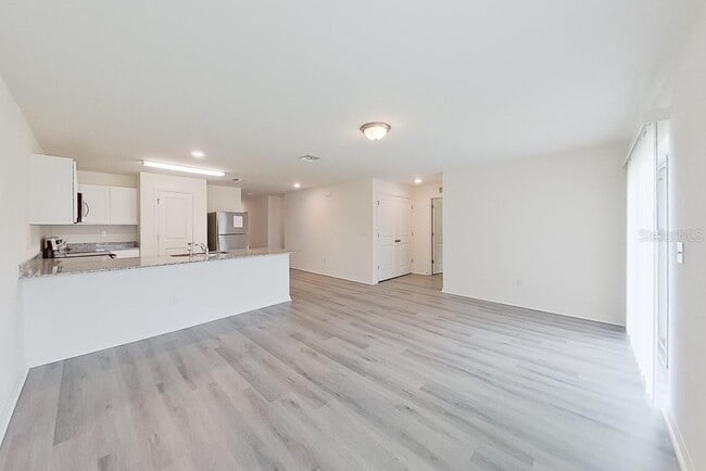 Foto del edificio - 1128 Hayes Ave S