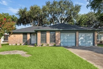 Building Photo - 2914 Marlin