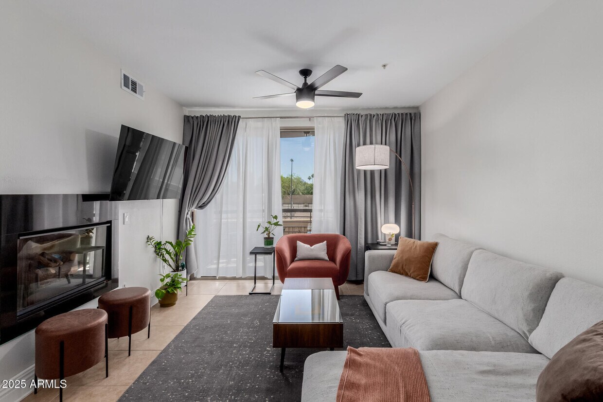 Foto principal - 1701 E Colter St