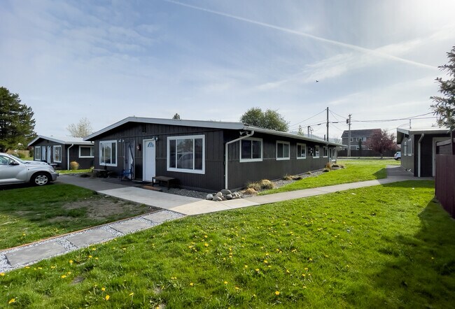 frente - 1492 Main St