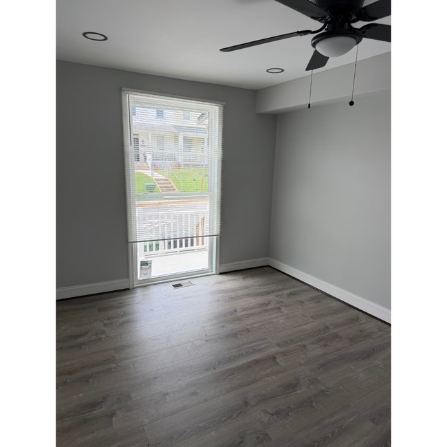Photo - 1134 Montpelier Street-2C W/Bath - AVAILABLE $850 2C Apartment