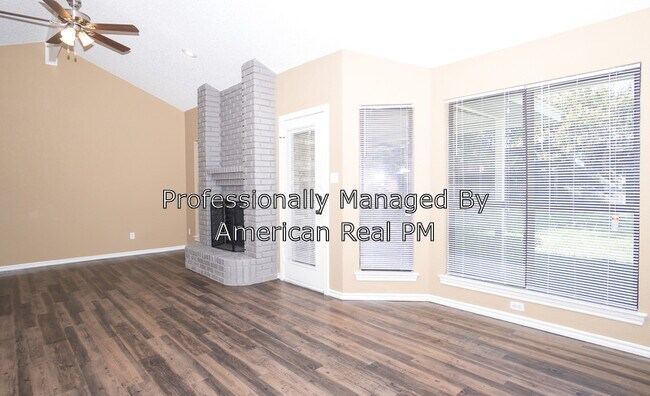 Building Photo - 1520 Willow Park Dr