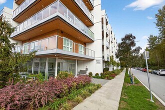 Building Photo - 8447 202 St