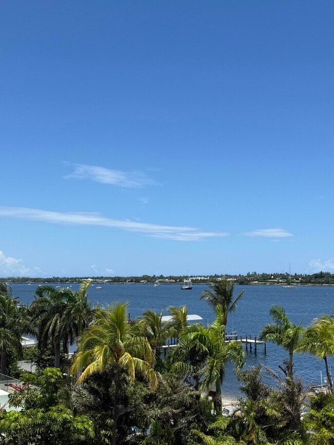 Foto del edificio - 2800 N Flagler Dr