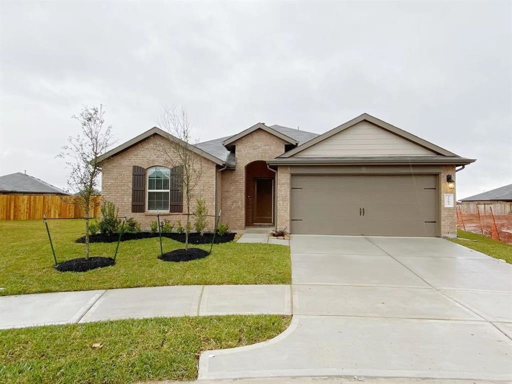 Primary Photo - 3203 Sumac Dr