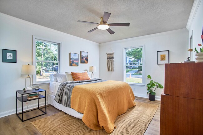 Foto del edificio - 3415 Freeman Rd