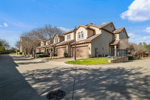 Foto del edificio - 14739 Stanford Ct