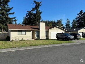 Building Photo - 448 NW 7th Ave