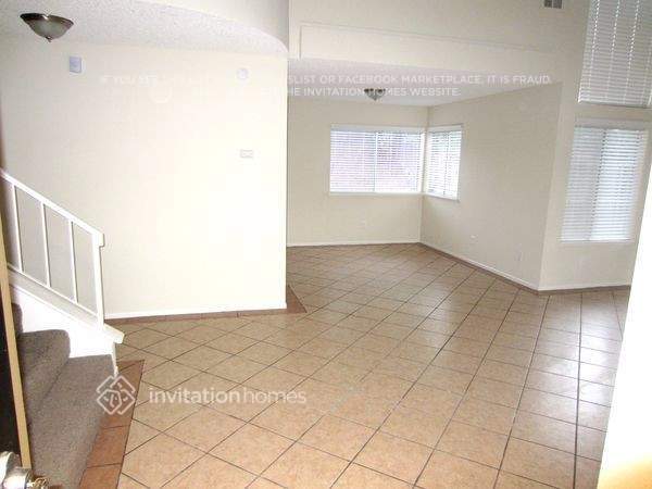 Building Photo - 1404 Springline Dr