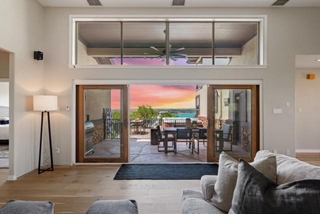 Foto principal - 21803 Briarcliff Dr