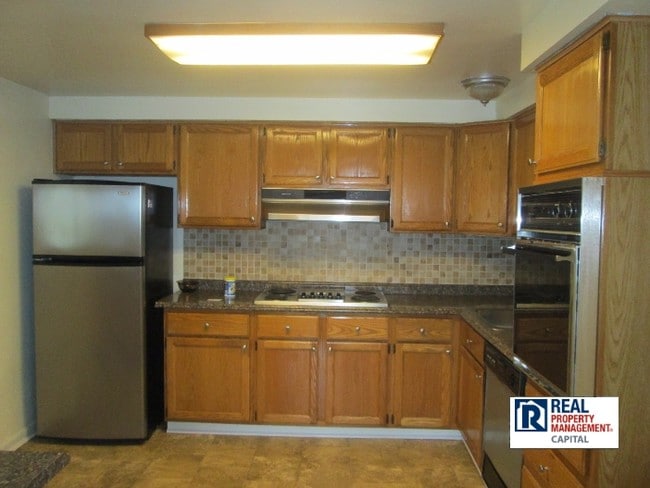 Building Photo - 7301 Sheffield Dr