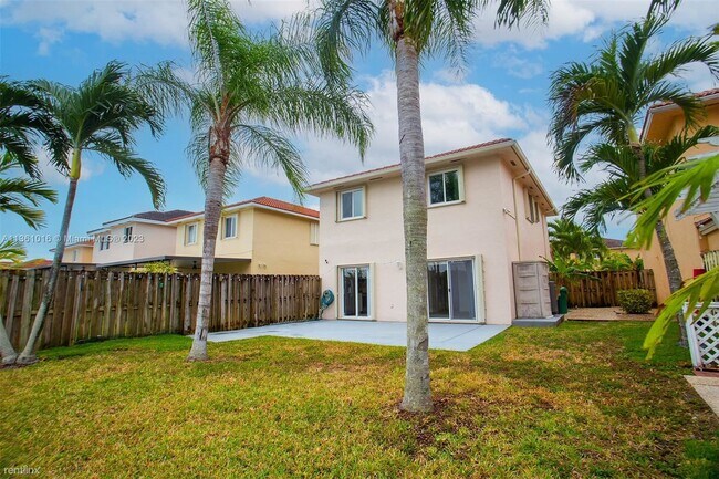 Building Photo - 4 br, 3 bath House - 8949 SW 214th St # 0