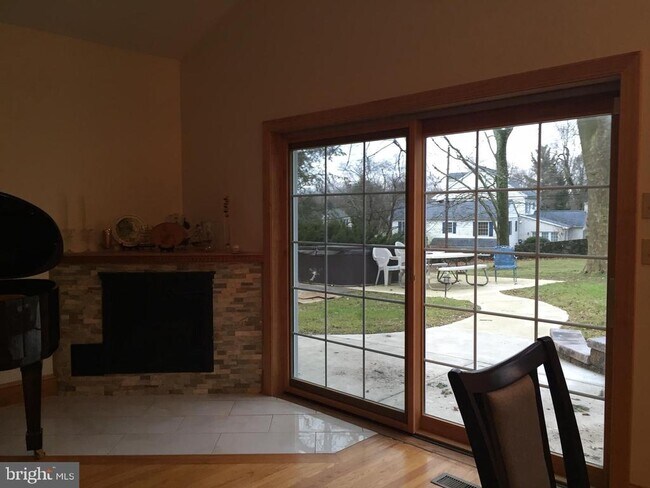 Foto del edificio - 708 Conestoga Rd