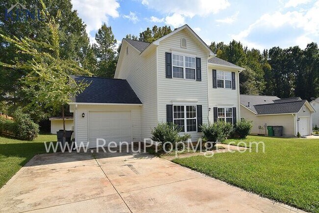Foto del edificio - Available Now!