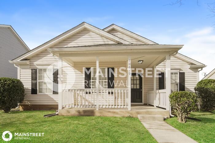 Primary Photo - 10619 COULPORT LN, CHARLOTTE, NC 28215
