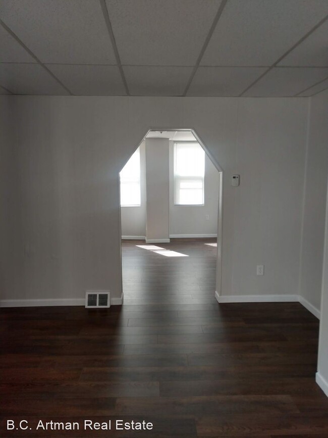 Building Photo - 2 br, 1 bath House - 213 Altmeyer Alley