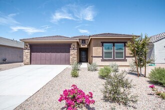 Building Photo - 43760 Cypress Ln
