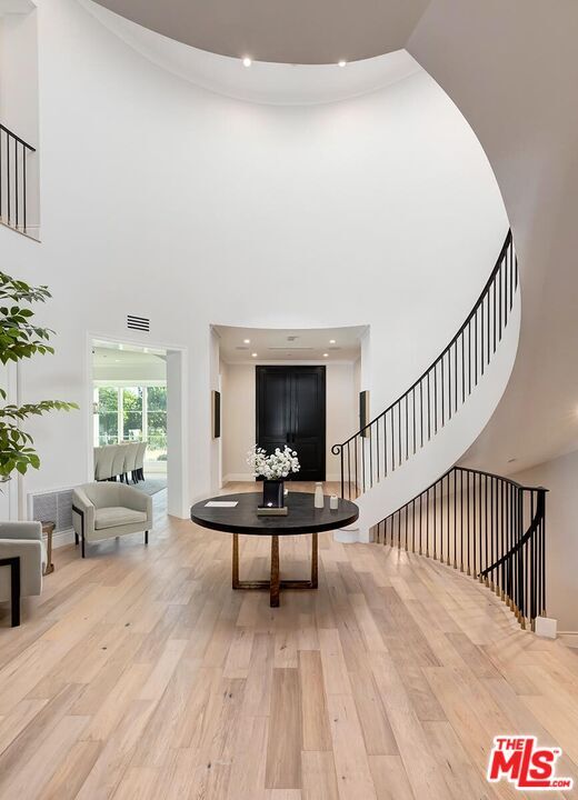 Foto del edificio - 722 N Camden Dr