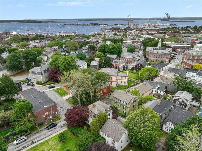 Building Photo - 24 Barney St