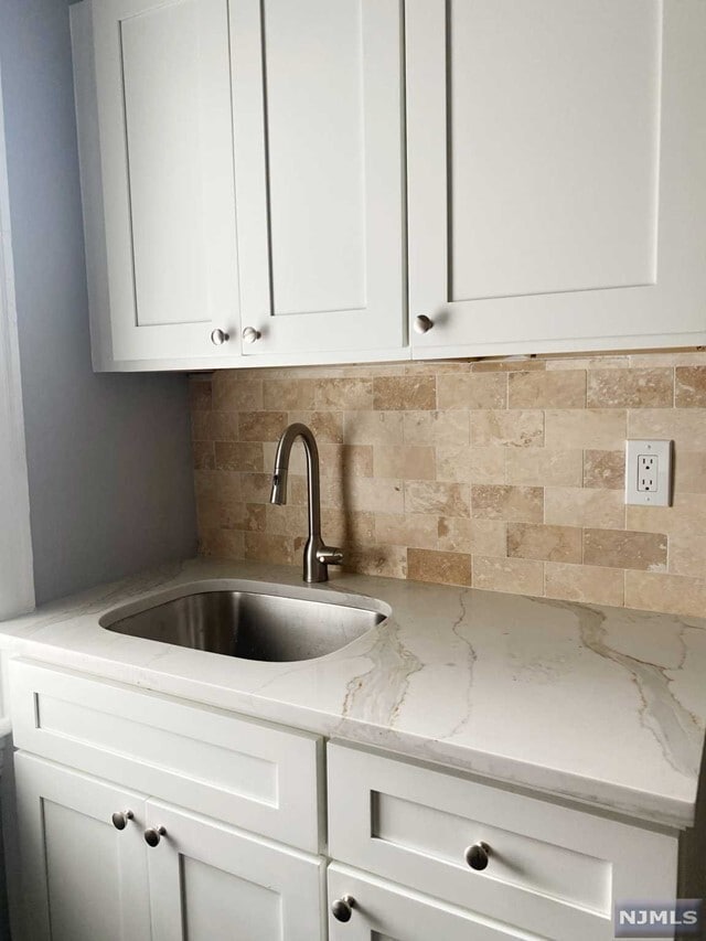 Building Photo - 289 Parker Ave