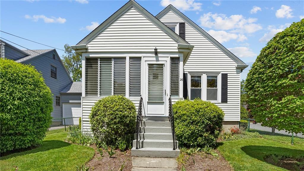 26 Vernon Ave, Newport, RI 02840 House Rental in Newport, RI