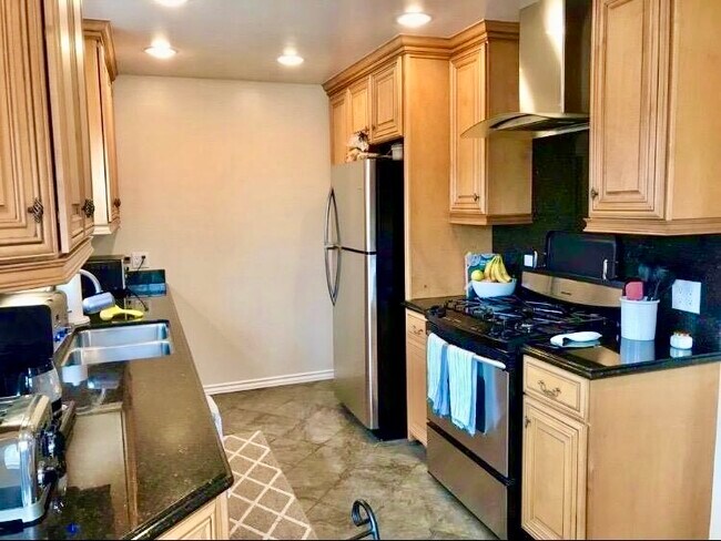 Foto del edificio - 308 Encino Ln