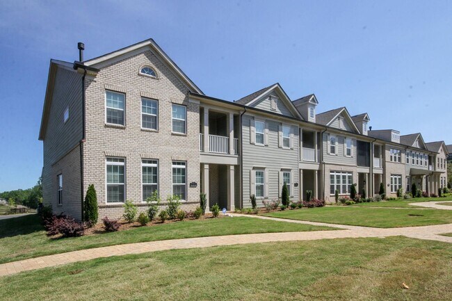 Building Photo - Beautiful John Wieland end unit townhouse ...