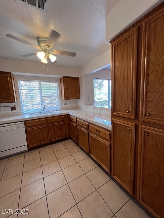 Foto del edificio - 1851 Hillpointe Rd