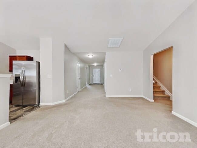 Building Photo - 129 Ridgemoore Ct