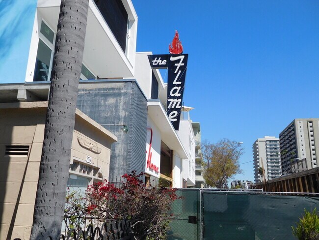 Building Photo - 3772 Park Blvd