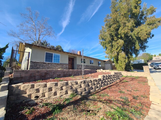 Building Photo - 424 Glenwood Pl