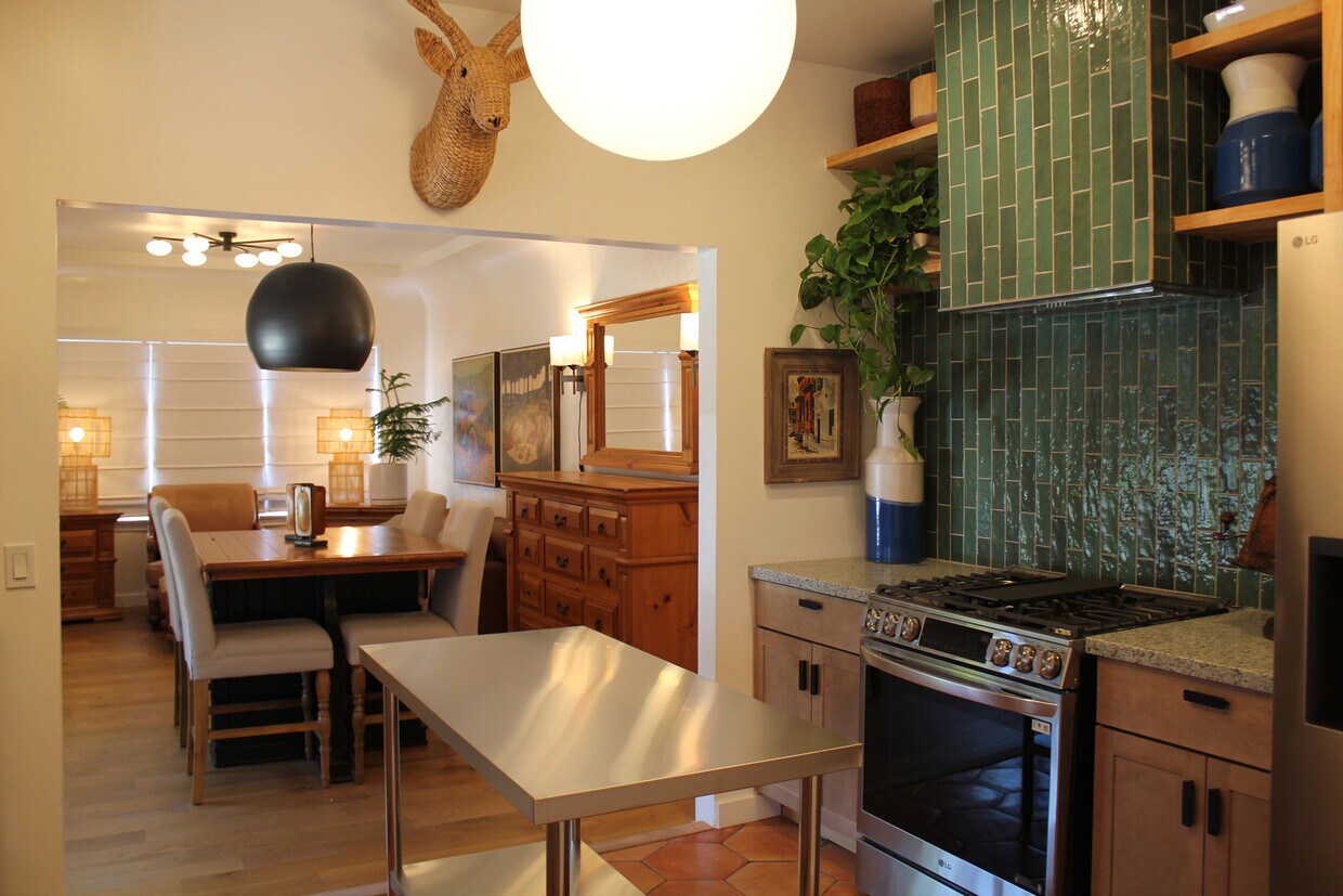 Foto principal - 6147 Springvale Dr