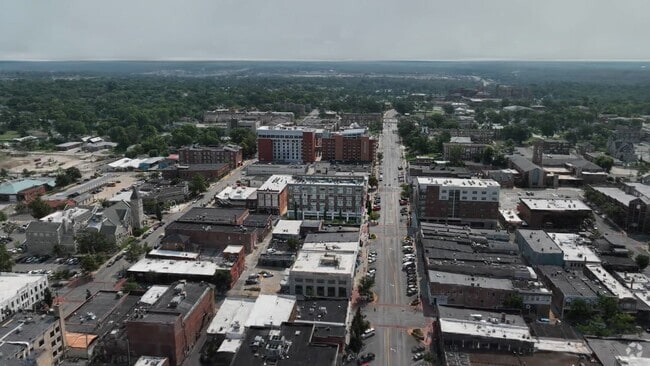  - Lofts on Broadway Apartments