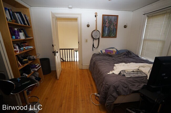 Building Photo - 4 br, 2 bath House - 509 E Gorham St